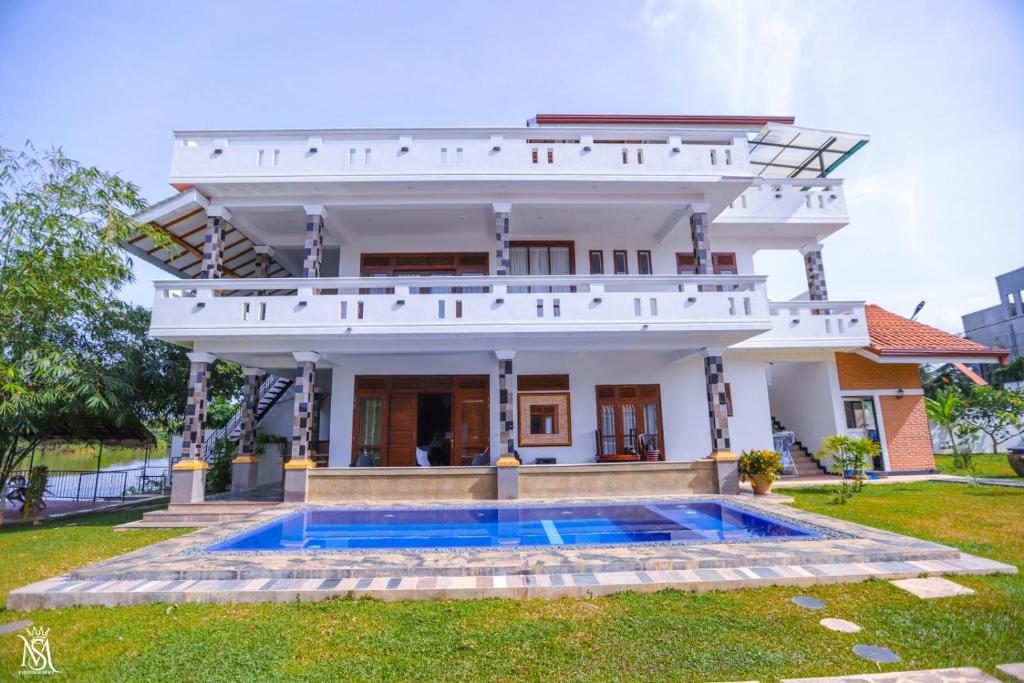 Bazén v ubytování Rivershore Villas nebo v jeho okolí