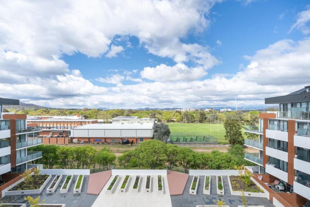 Gallery image of Modern Apt with Pool, Gym and BBQ Access - Hosted by Canstay in Canberra