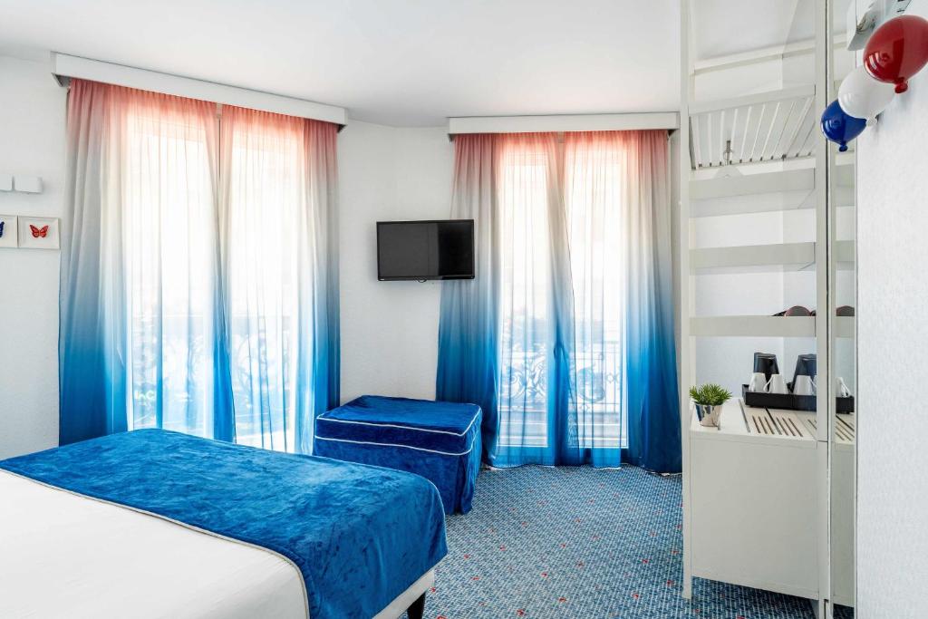 
Superior Family Room - 2 Bedrooms
