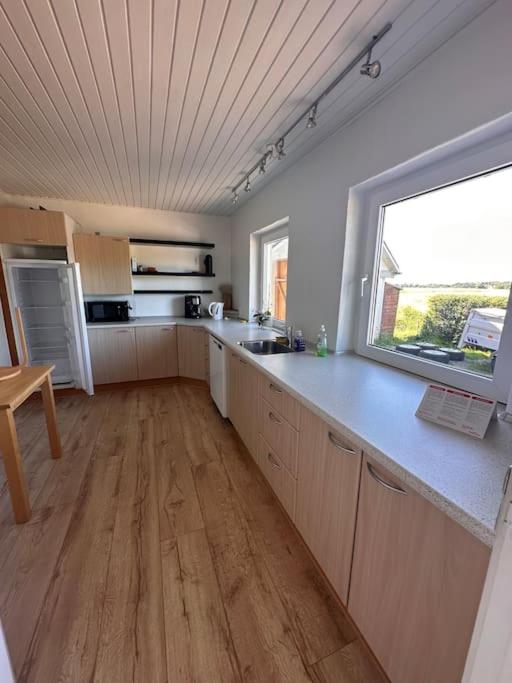 Kuchyň nebo kuchyňský kout v ubytování Summerhouse in Fjerritslev