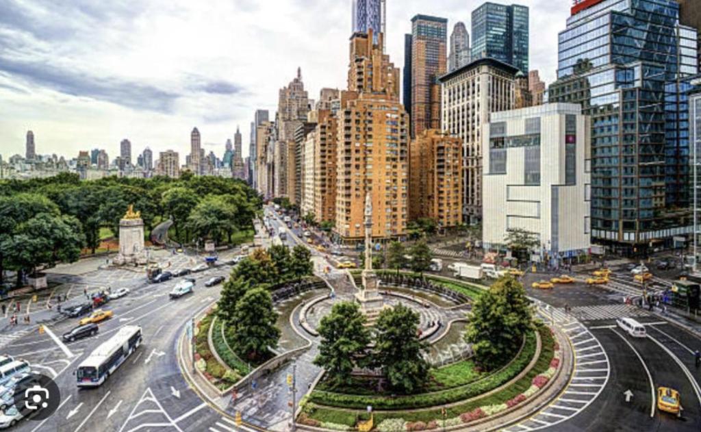 Nespecifikovaný výhled na destinaci New York nebo výhled na město při pohledu z apartmánu