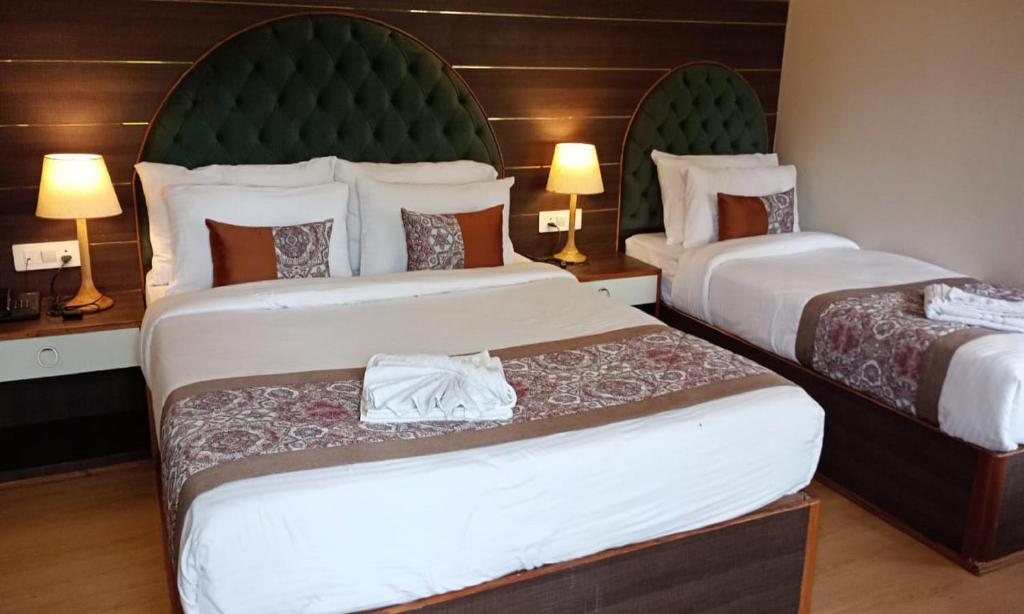 HOTEL CLIFFTON ROYALS - Superieure Drievoudige Kamer