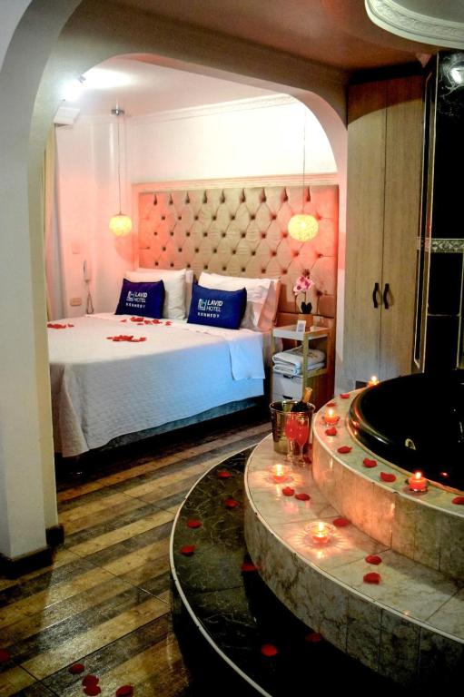 Postel nebo postele na pokoji v ubytování Lavid Hotel Kennedy