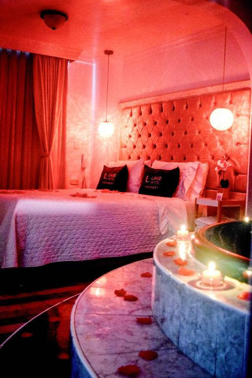 Postel nebo postele na pokoji v ubytování Lavid Hotel Kennedy