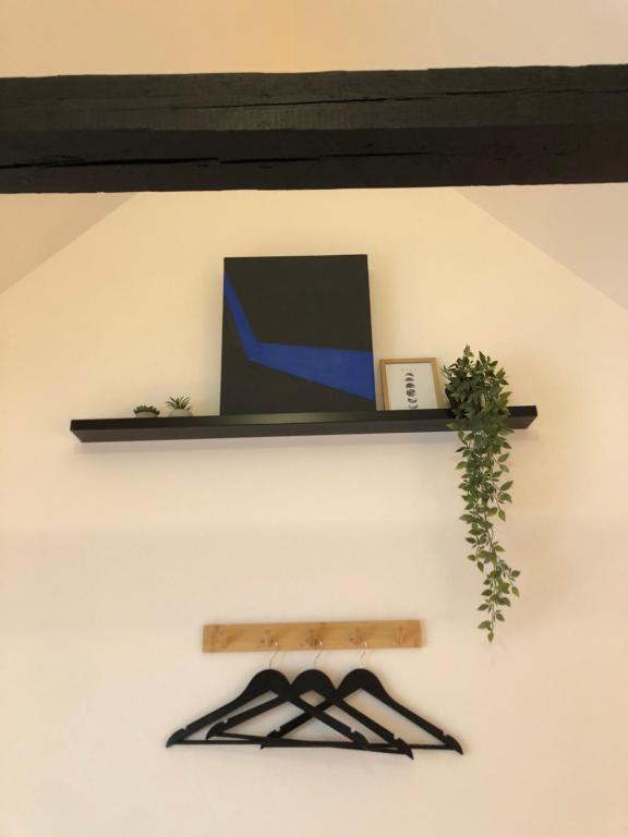 TV a/nebo společenská místnost v ubytování Huset ved springvandet