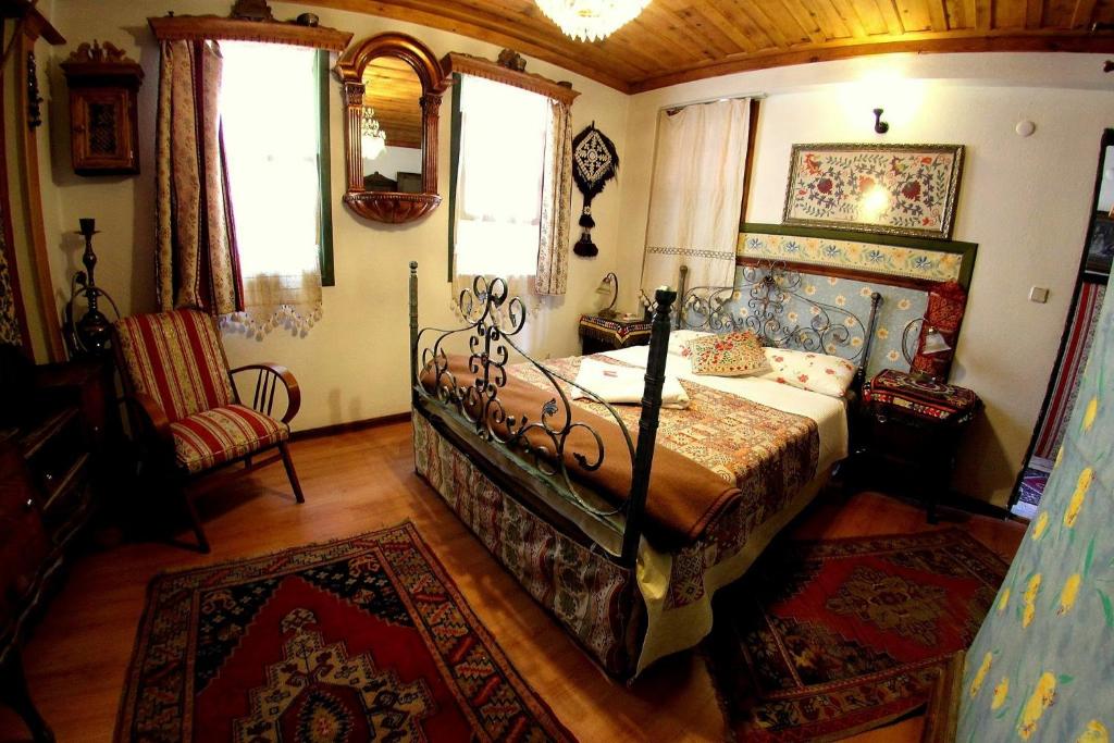 Homeros Pension & Guesthouse - 13