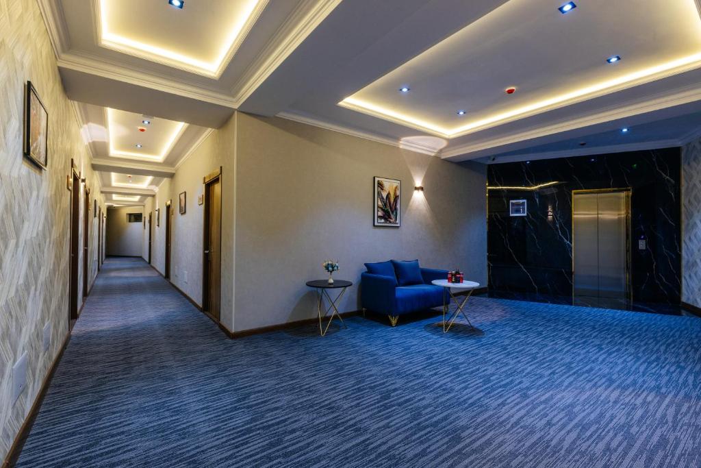 لابی و فضای عمومی Royal Sebzor Hotel - تصویر ۵