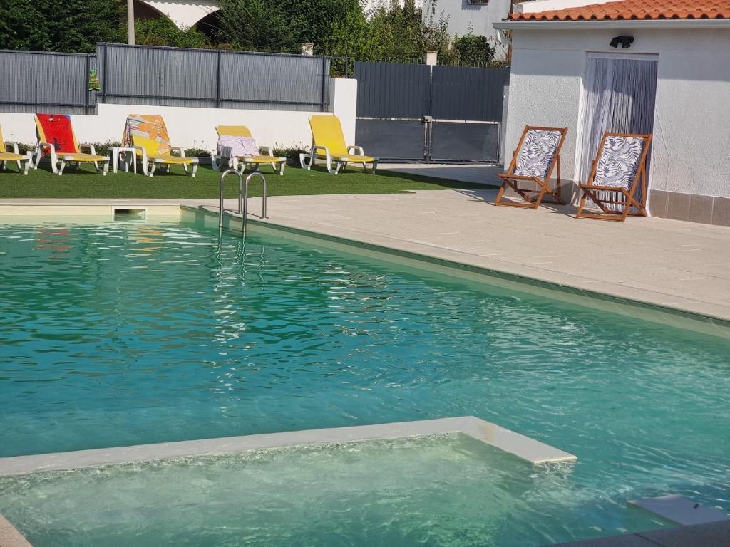 Swimmingpoolen hos eller tæt på Guest House Azeitão, Wine, Lodge