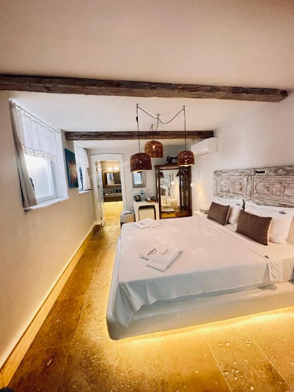 Lemon Villa Hotel - 7