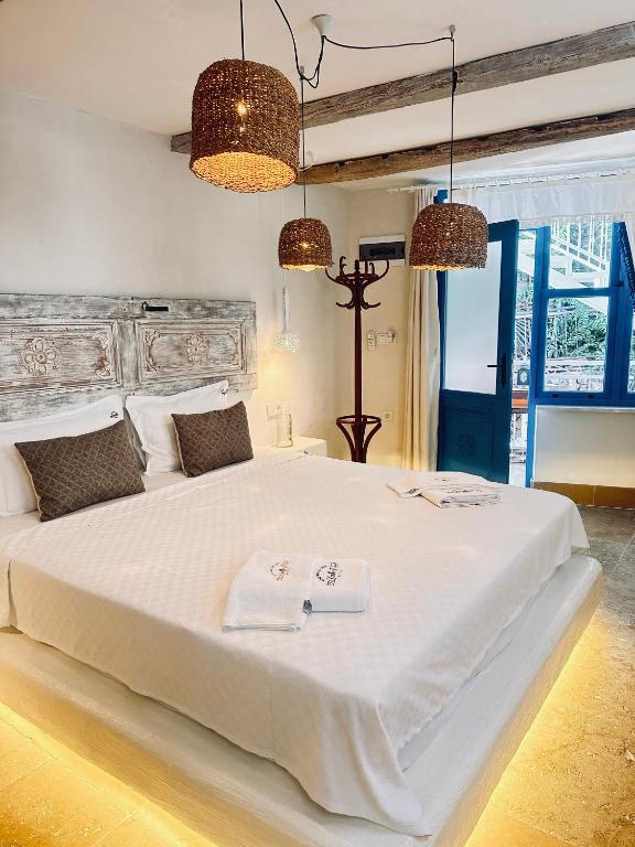 Lemon Villa Hotel - 1