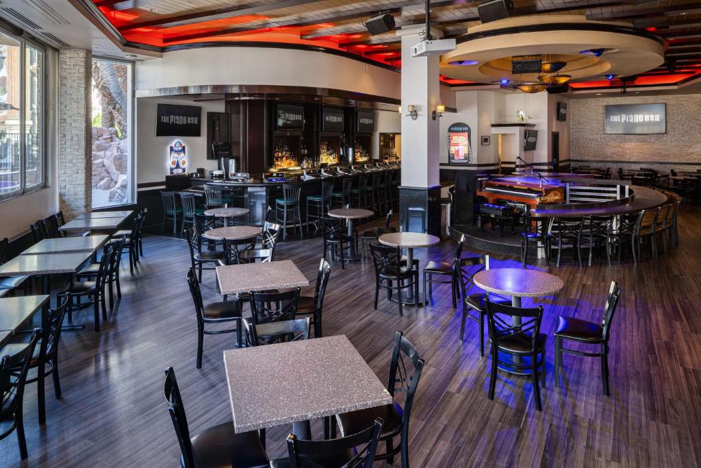 Harrah's Las Vegas, A Caesars Destination photo