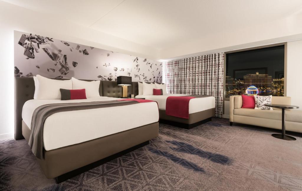 Planet Hollywood Resort & Casino - Ultra Panorama Suite 2 Queen Strip View