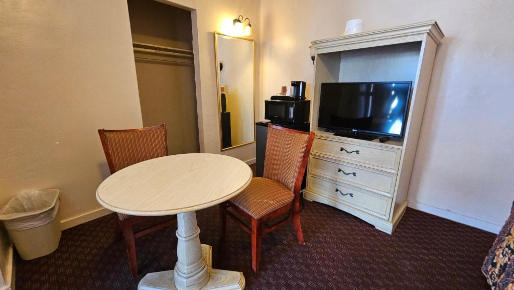El Camino Inn - Kamer Met Twee Tweepersoonsbedden