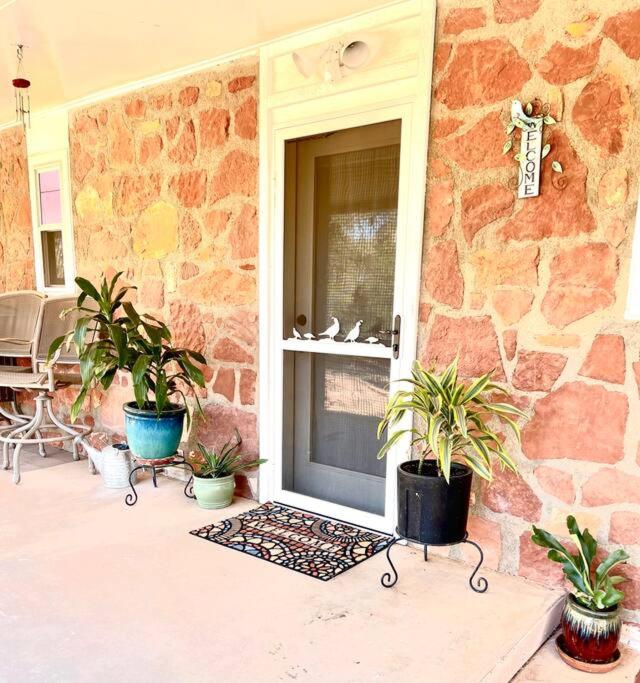 Patio nebo venkovní prostory v ubytování Sedona GETAWAY with Panoramic red rock views