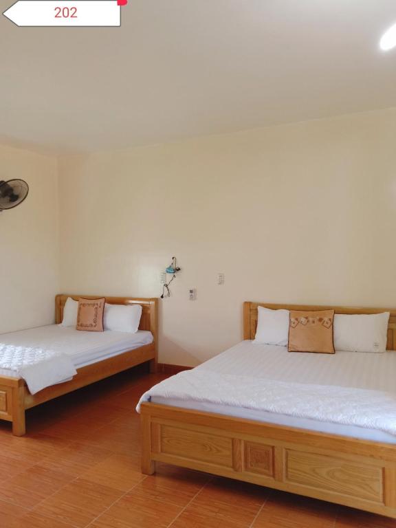 Homstay Sinh thái Cây Sung Mộc Châu - 湖景的四倍房间