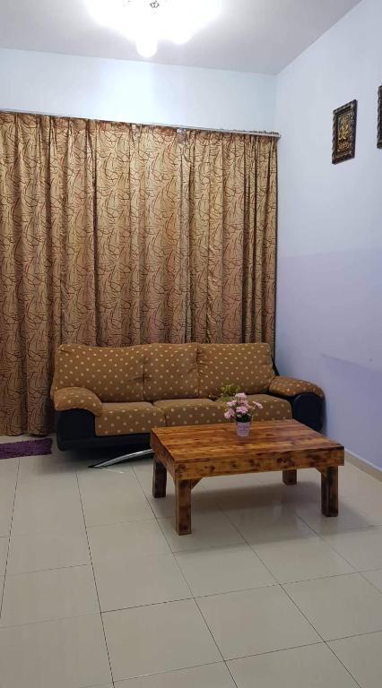 Posezení v ubytování Manja homestay kuantan