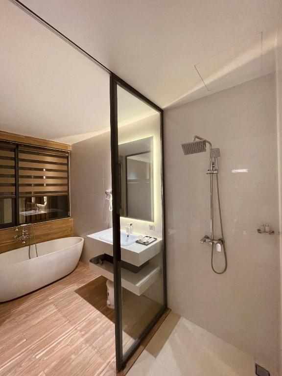 Khách Sạn LUCIEN HOTEL Quy Nhơn - 2