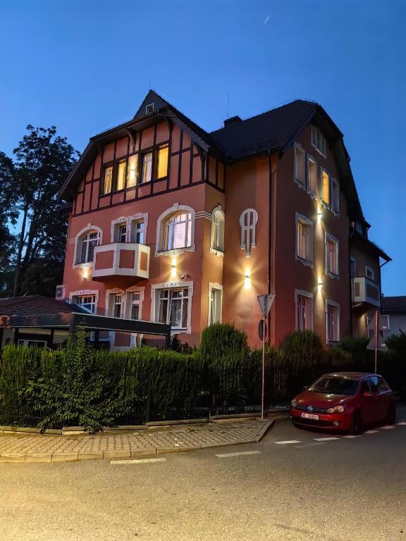 Budova, v ktorej sa ubytovanie bed & breakfast nachádza