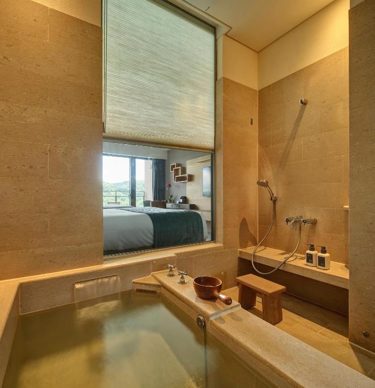 Fleur de Chine Hotel - Premier Family Lake View