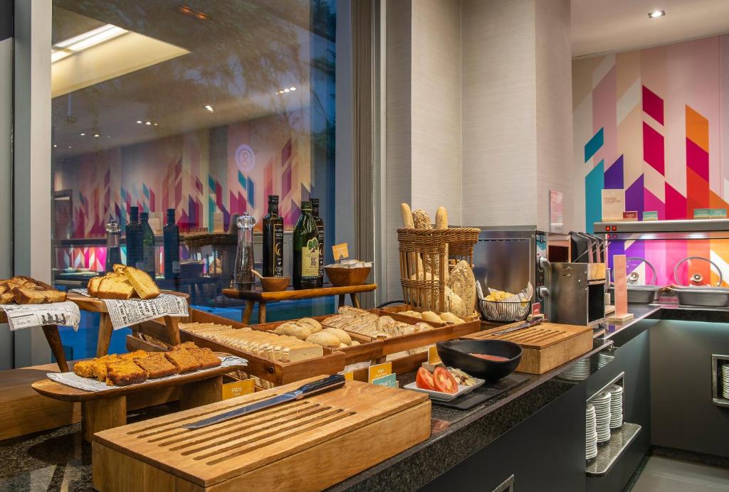 Hotel Granada by Pierre & Vacances - Resim 21