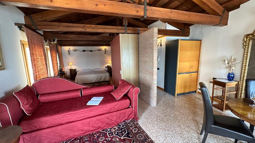 San Simeon Apartments - Loft