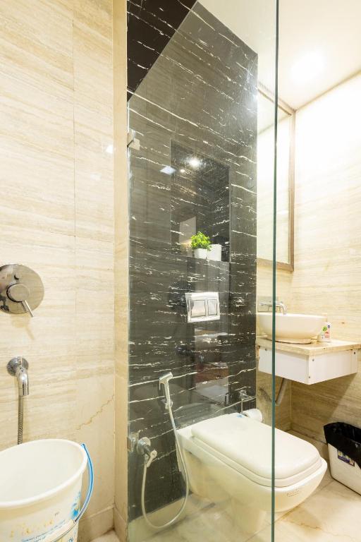 Koupelna v ubytování Hotel Red Castle - Karol Bagh - Where luxury meets comfort