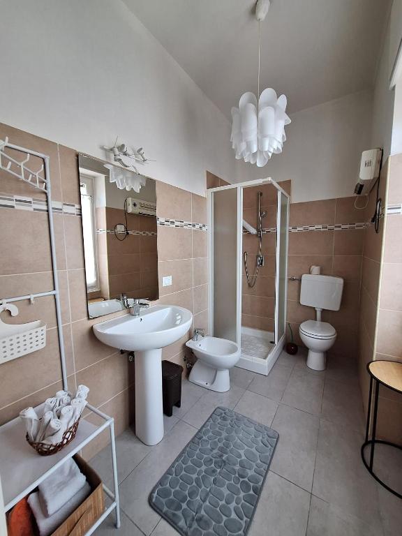 Koupelna v ubytování Casa SteBin