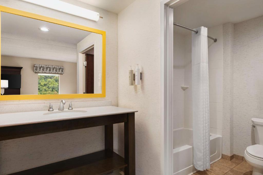 Hampton Inn & Suites Pittsburgh Waterfront West Homestead - Chambre Queen Avec 2 Lits Queen-Size - Non-Fumeurs