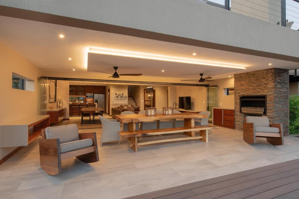 Elephant Point - Executive Four-Bedroom Villa 20