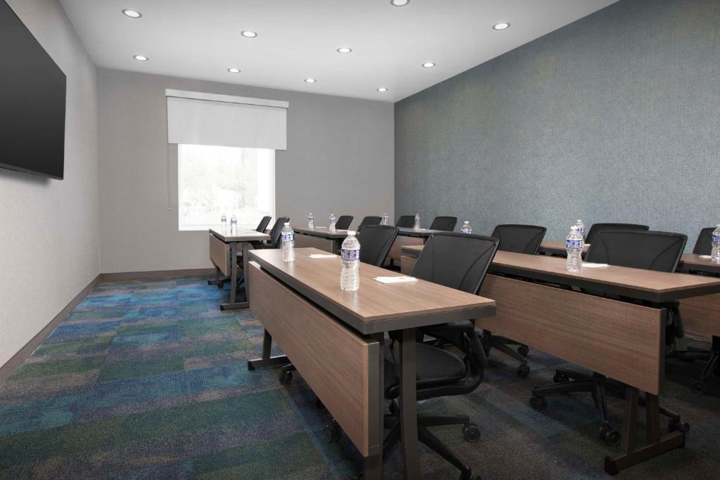 Konferenční prostory v ubytování Home2 Suites By Hilton Phoenix North Happy Valley