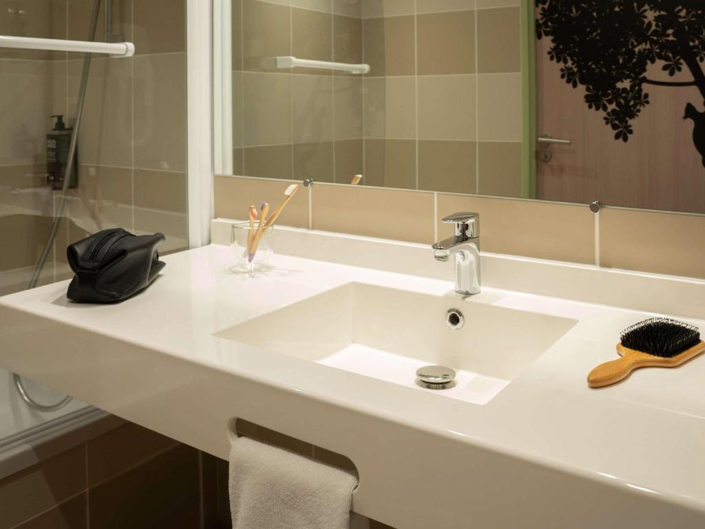Koupelna v ubytování ibis Styles Guéret