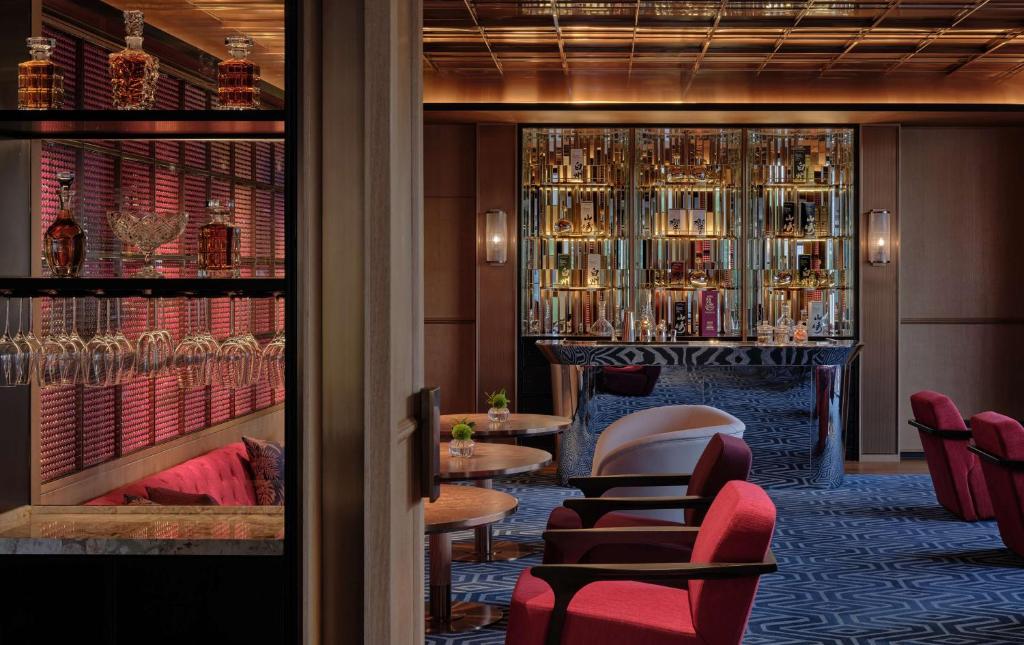 Lounge nebo bar v ubytování Hyatt Centric Zhongshan Park Shanghai