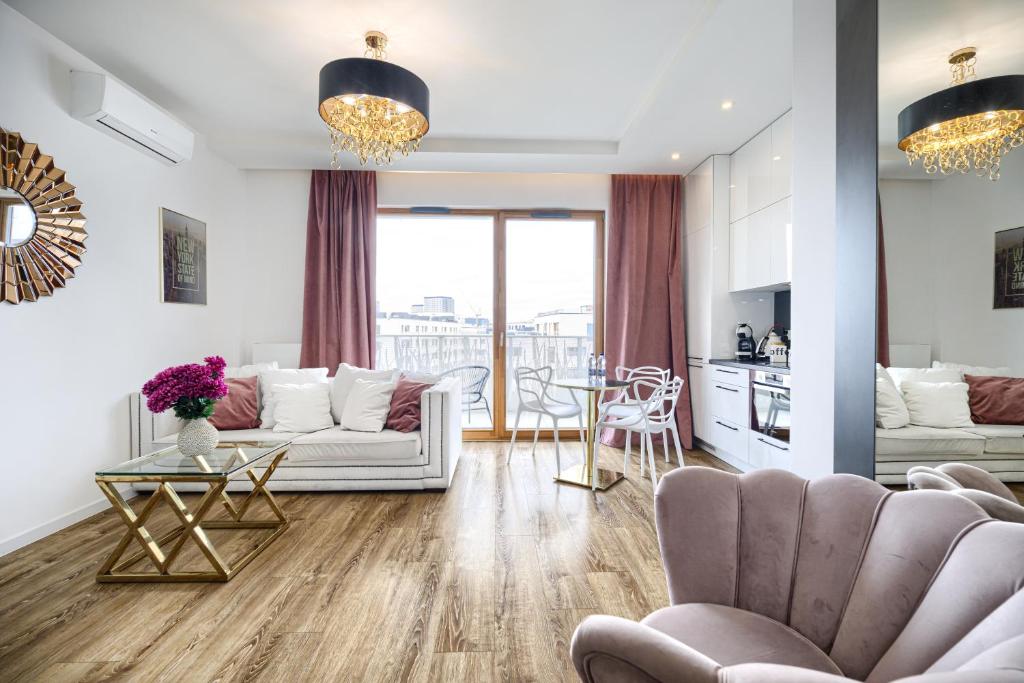 About Art Apartments - 13