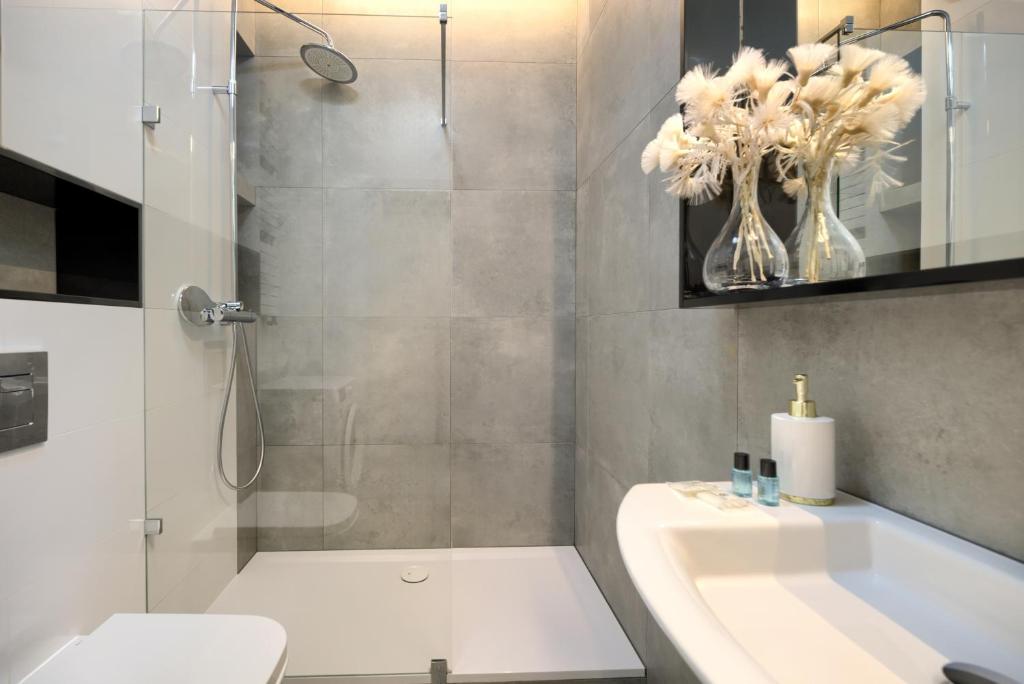 About Art Apartments - 17