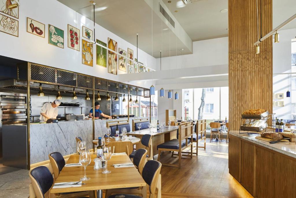 London Marriott Maida Vale - Resim 31