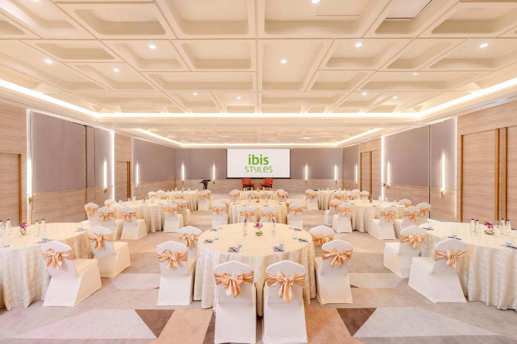 Restaurace v ubytování ibis Styles Mysuru