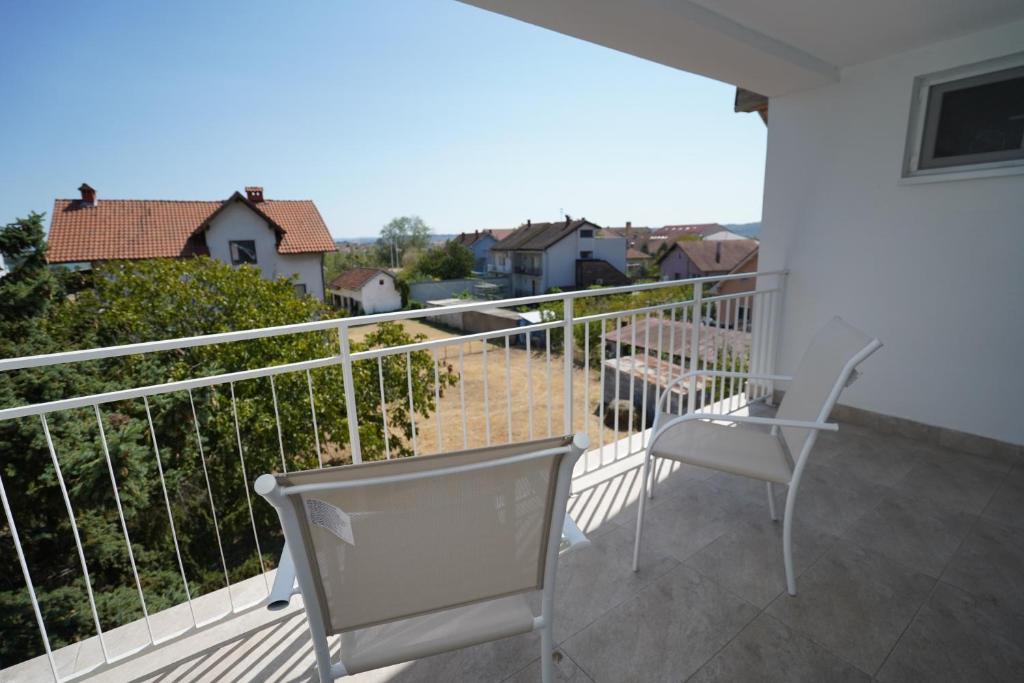 Balkón nebo terasa v ubytování Apartmani Vujović