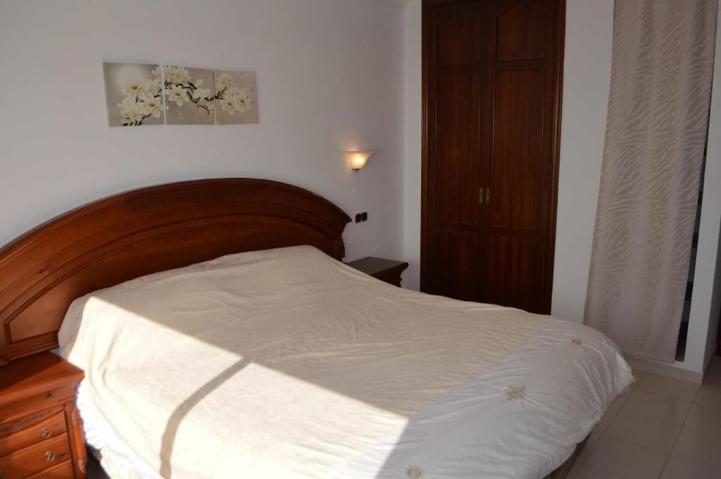 Posteľ alebo postele v izbe v ubytovaní 3 Bedroom Apartment With Stunning Views K302