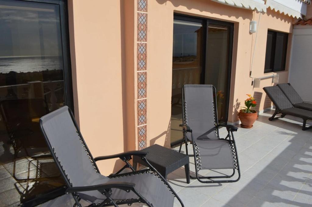 Balkón alebo terasa v ubytovaní 3 Bedroom Apartment With Stunning Views K302