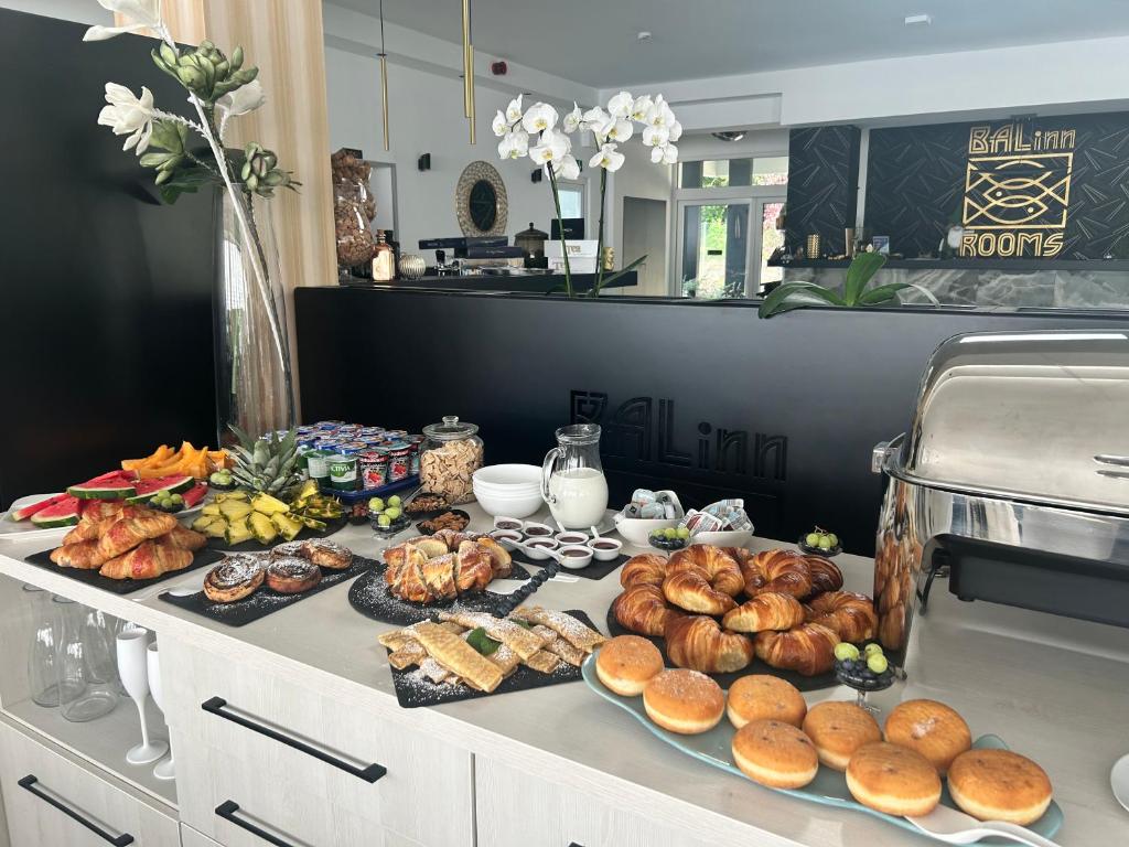 Jedlo v ubytovaní bed & breakfast alebo blízkom okolí