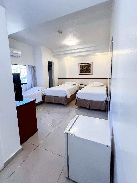 Royal Center Hotel Lourdes - Triple Room With Bathroom