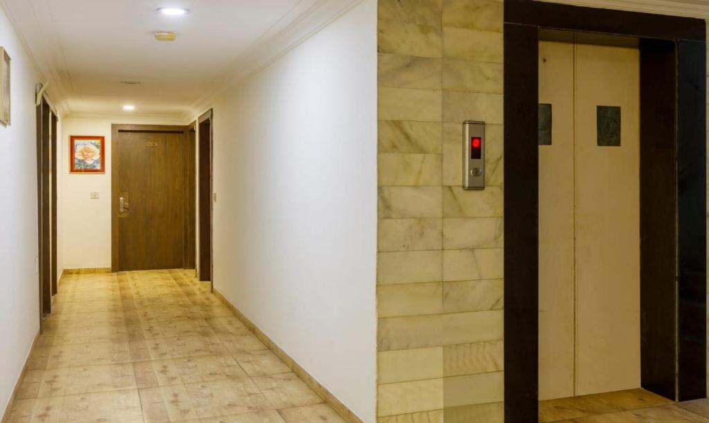 Fotografie z fotogalerie ubytování Hotel Crown v destinaci Ahmadábád