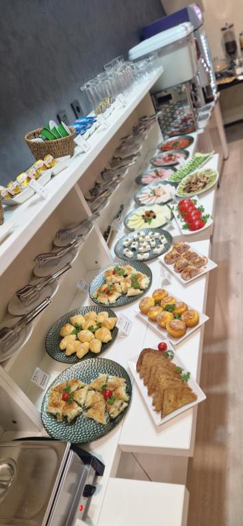 Garni Hotel Zen free parking - Resim 3