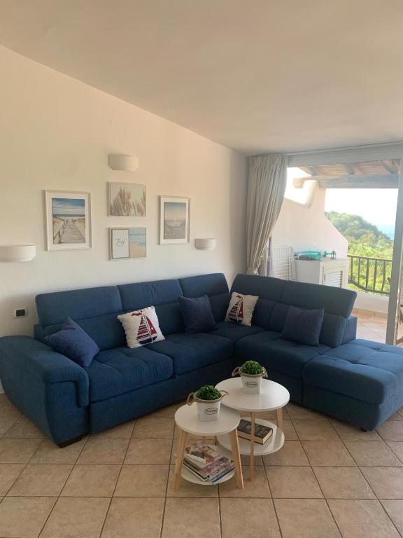 Posedenie v ubytovaní Sardegna Costa Corallina Appartamento Luxury Vista Mare in splendido villaggio - IUN R6511