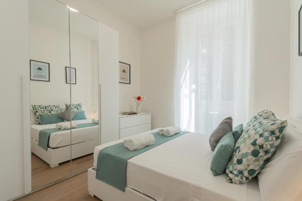 ManaraQuattro - apartament in Como near the center with free parking - Lake Como photo
