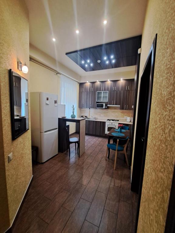 u tsentri mista Lviv OPERA Apartments photo 6