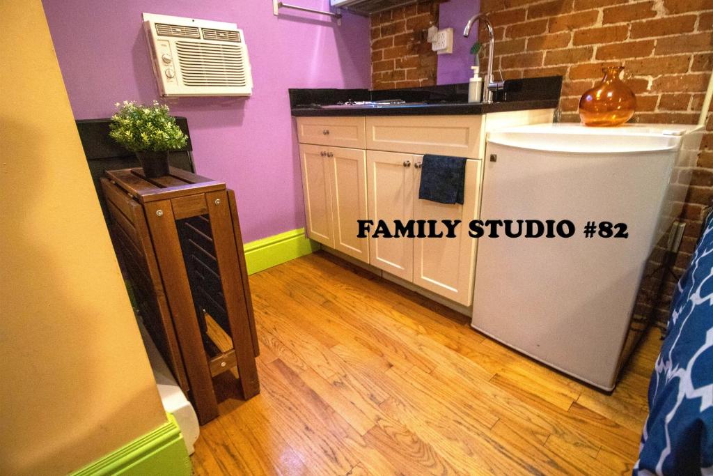 NYC Empire Apartments - Family Studio #82