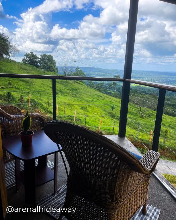 Arenal Hideaway - Apartment With View And Balcony