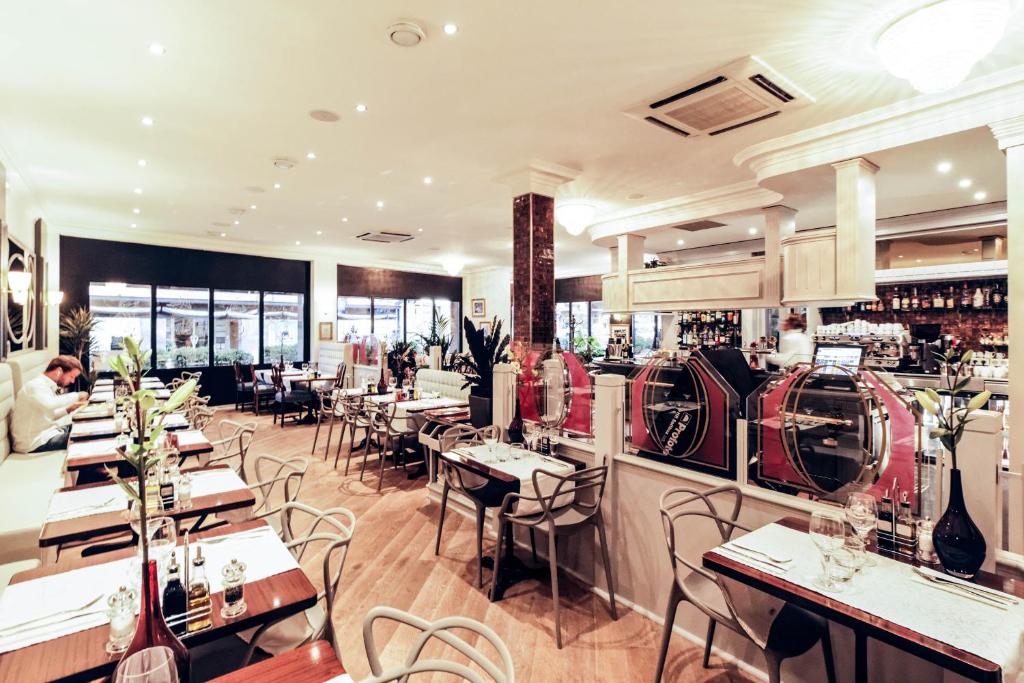 Restaurace v ubytování Hotel Restaurant Edmond's