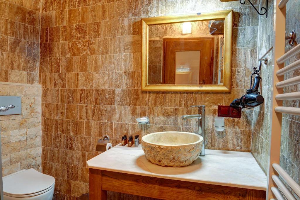 Avilla Cave Hotel - 12